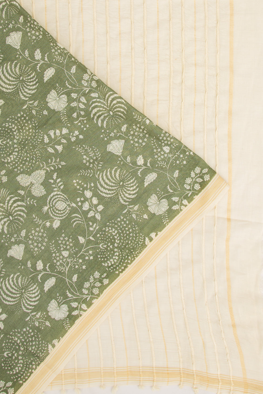 Mul Cotton Floral Printed Green Saree