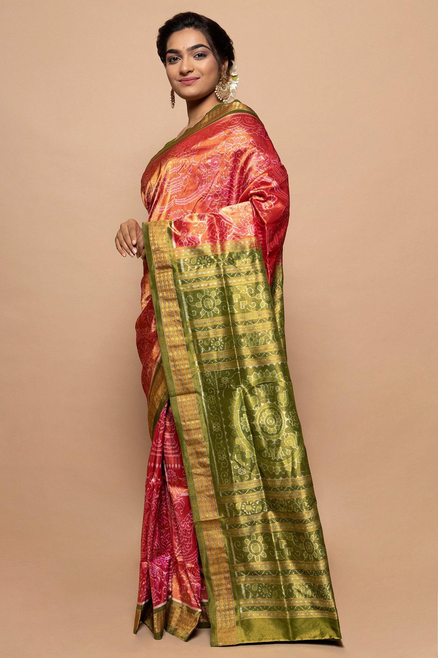 Sambalpuri Silk Ikat Dual Tone Pink And Orange Saree