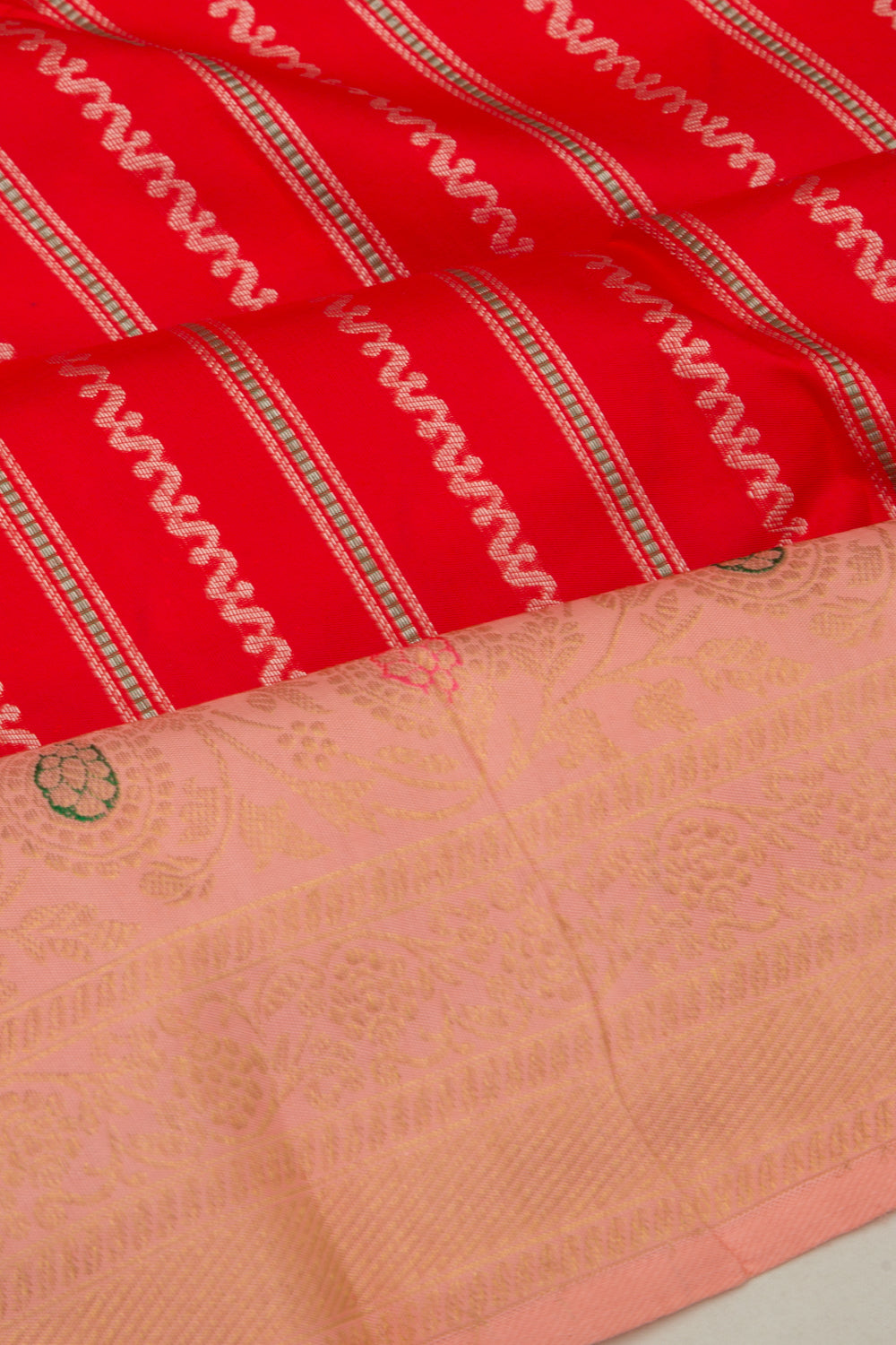 Kanchipuram Silk Vertical Lines Red Saree