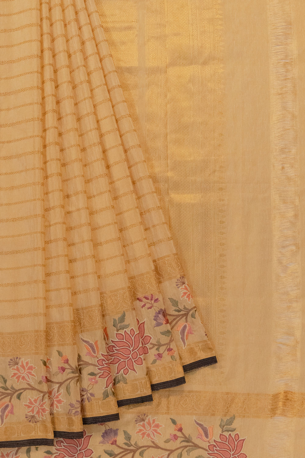 Kanchipuram Linen Silk Stripes Cream Saree With Embroidery Border