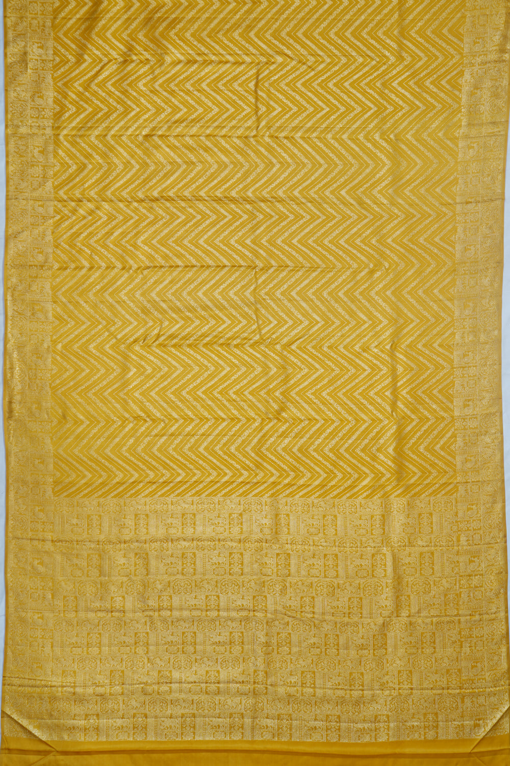 Kanchipuram Silk Zig Zag Lines Mustard Yellow Saree