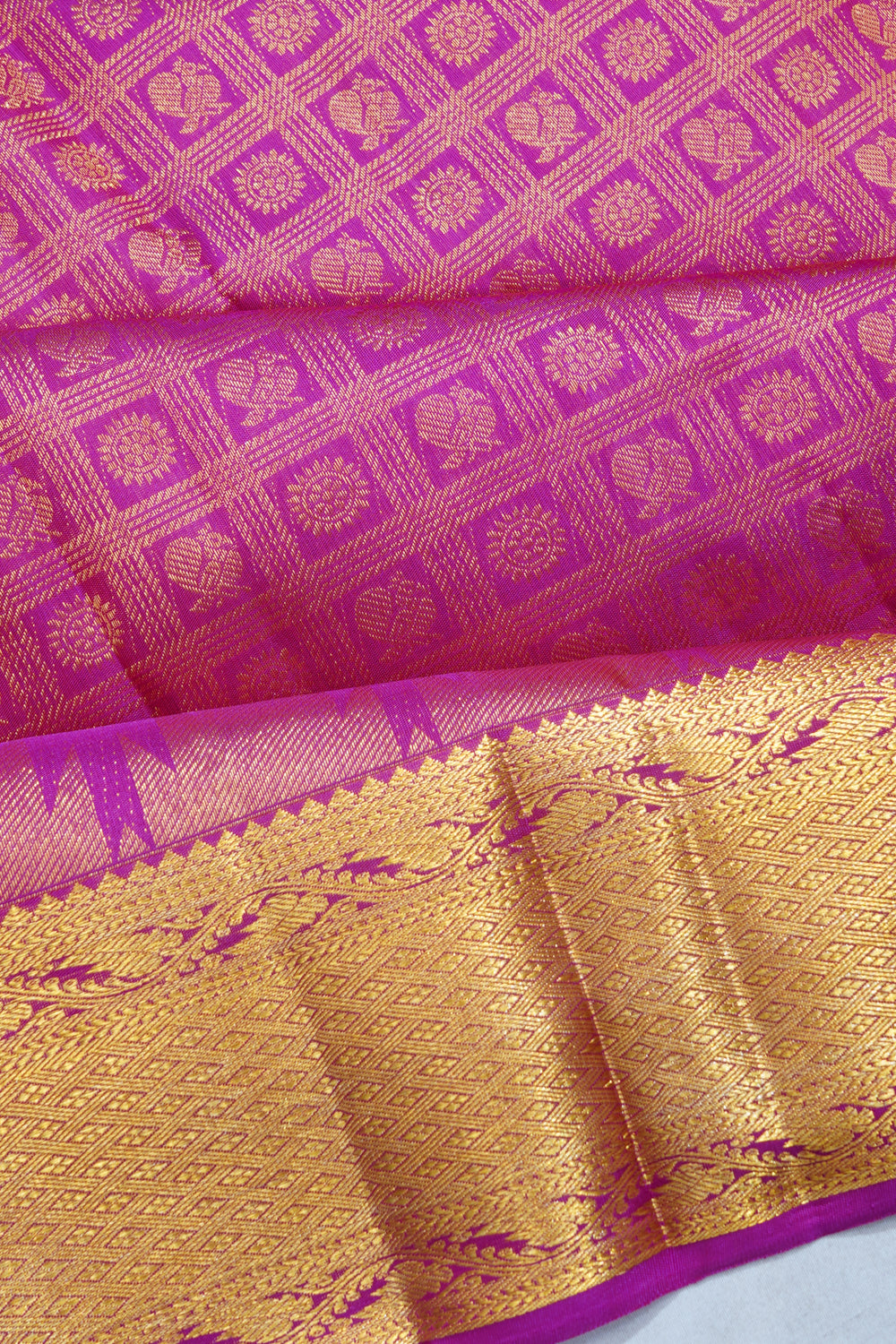 Classic Kanchipuram Silk Checks And Butta Pink Saree