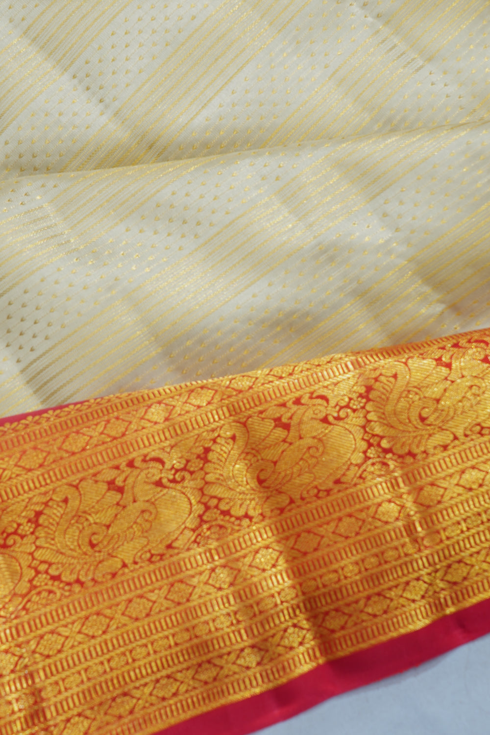 Kanchipuram Silk Horizontal Lines Cream Saree